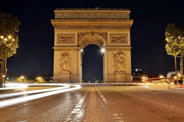 Arc de Triomphe, Paris, France.