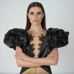 découvrez tout ce qu'il faut savoir sur la couture : techniques, conseils, tendances, et tutoriels pour réaliser vos projets créatifs.